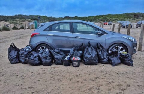 Litter Angels clear beach of 10 bags of rubbish left behind by Covidiots